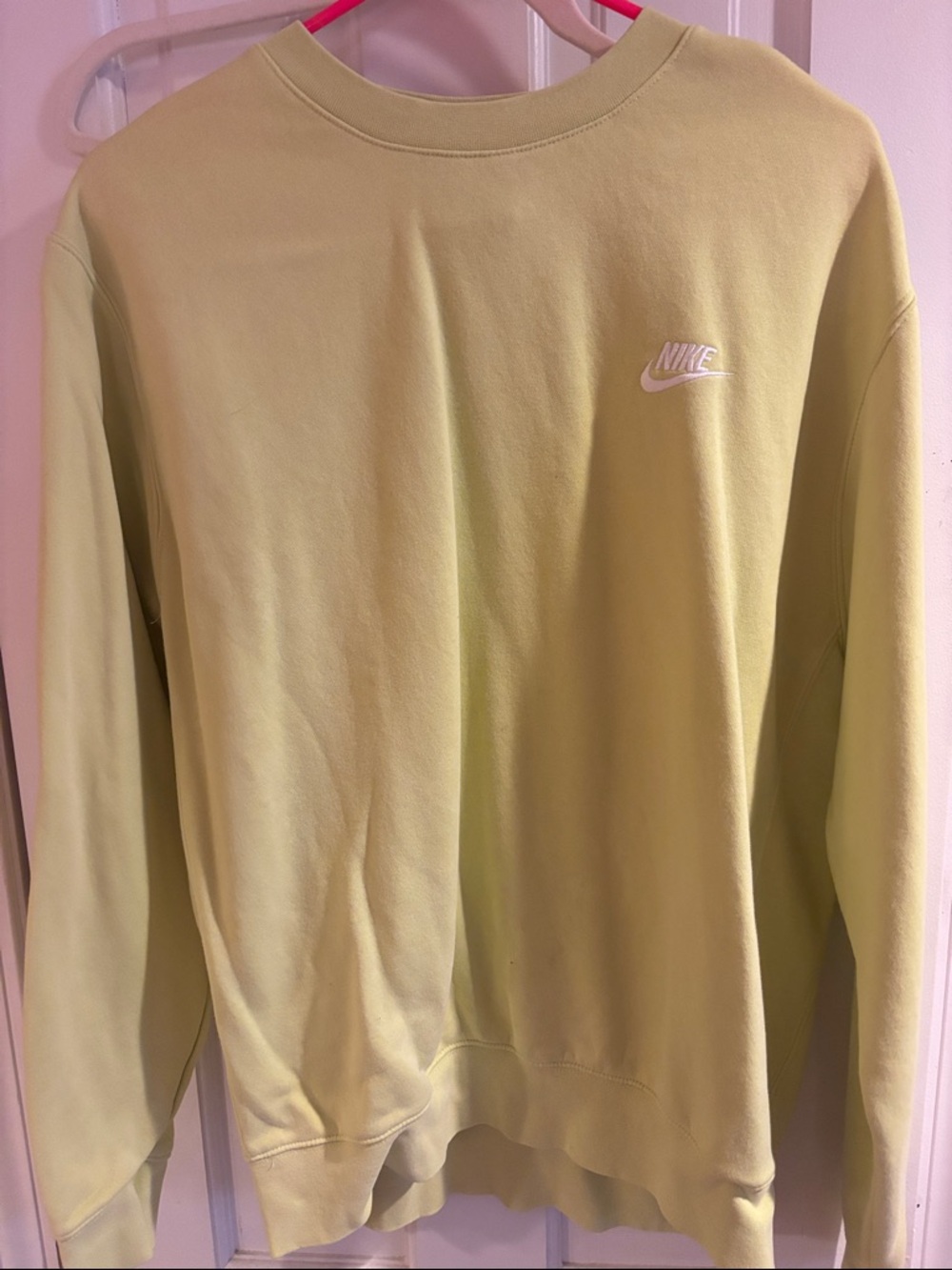 Nike Crewneck Sweatshirt in Lime Green/Yellow